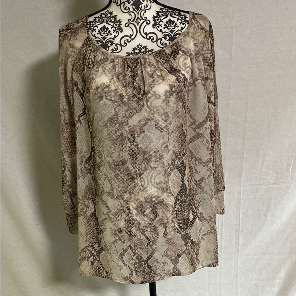 Chico's Tan and Brown 3/4 Sleeve Tie Front Blouse